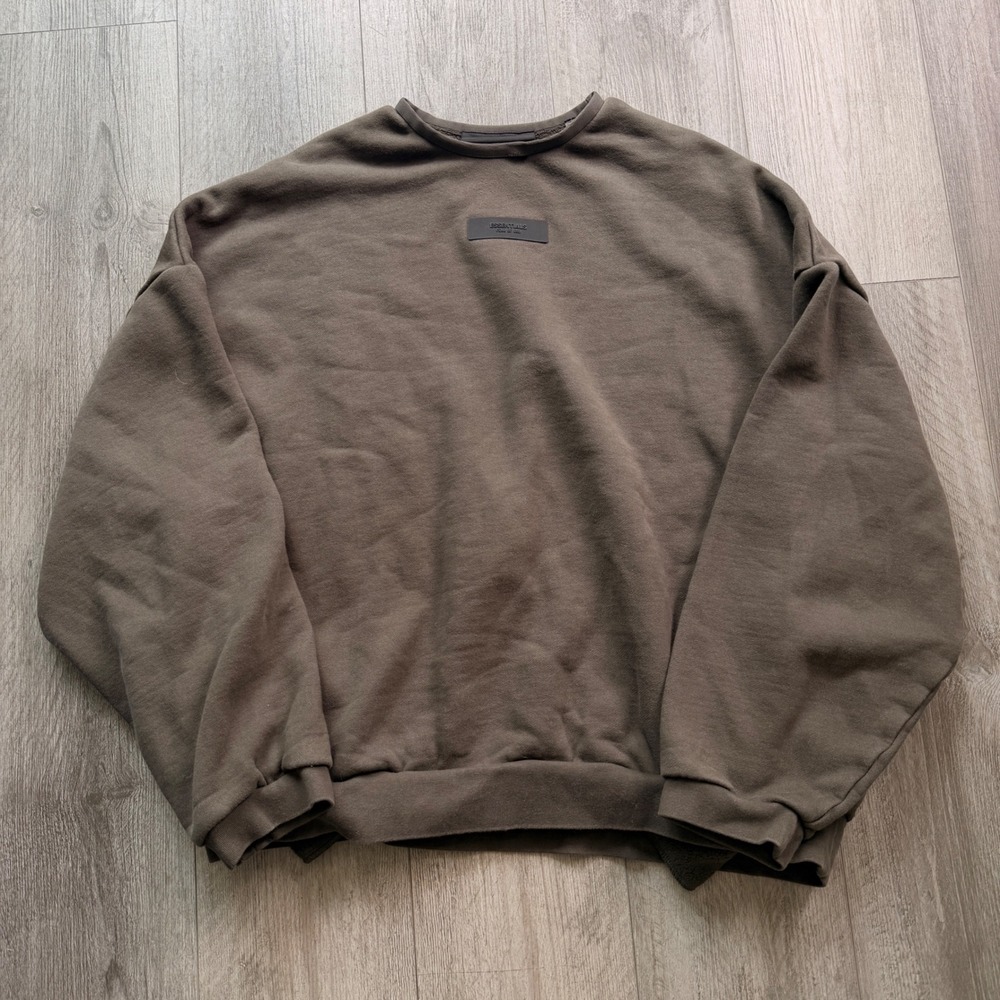 Fear of God Essentials Crewneck Sweatshirt Mens XL Wood Olive Fleece Oversized